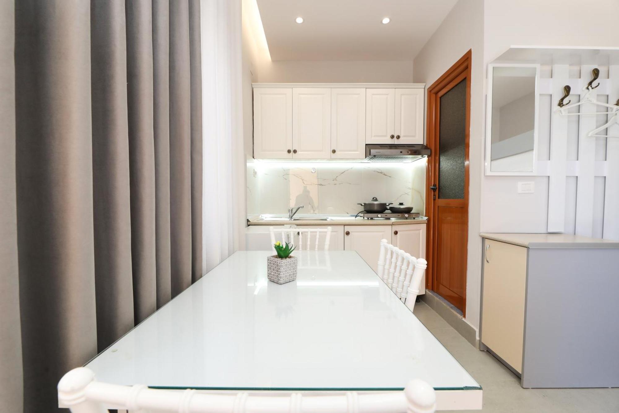 Vila Feliz - Premium Rooms With Free Private Parking Vlore Exterior photo